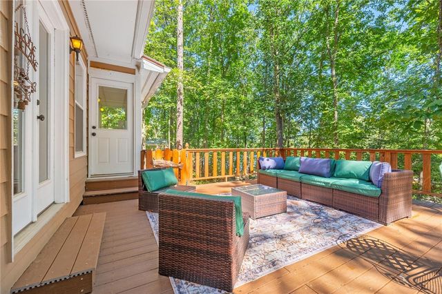 158 Creekwood Road, Hartwell, GA 30643