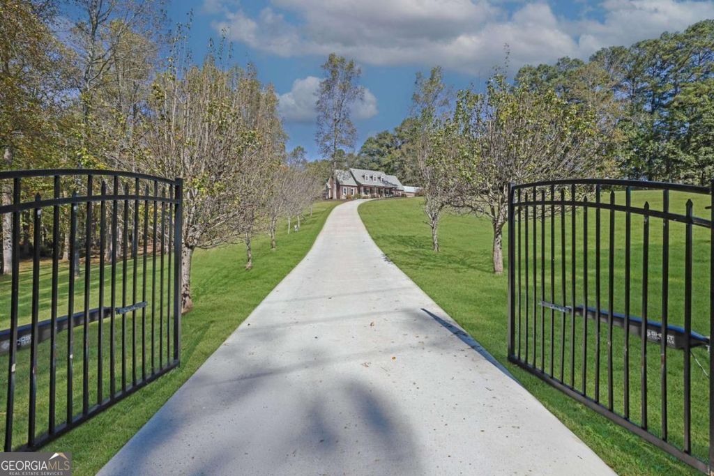 2325 Mountain Road, Alpharetta, GA 30004