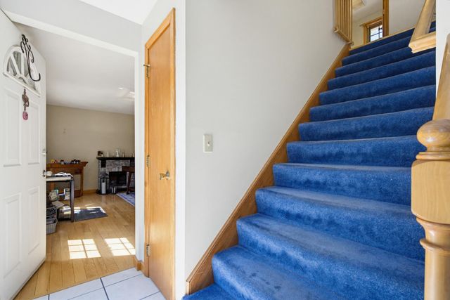 55 Kristin Drive, Derry, NH 03038