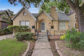 3913 W 4th Street, Fort Worth, TX 76107