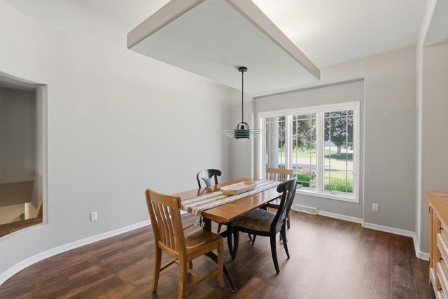 907 Cambridge Drive, Janesville, WI 53548