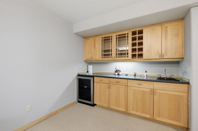 907 Cambridge Drive, Janesville, WI 53548