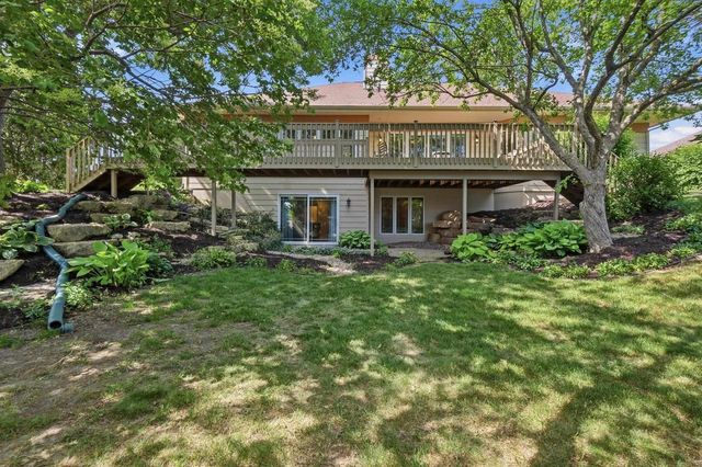 907 Cambridge Drive, Janesville, WI 53548