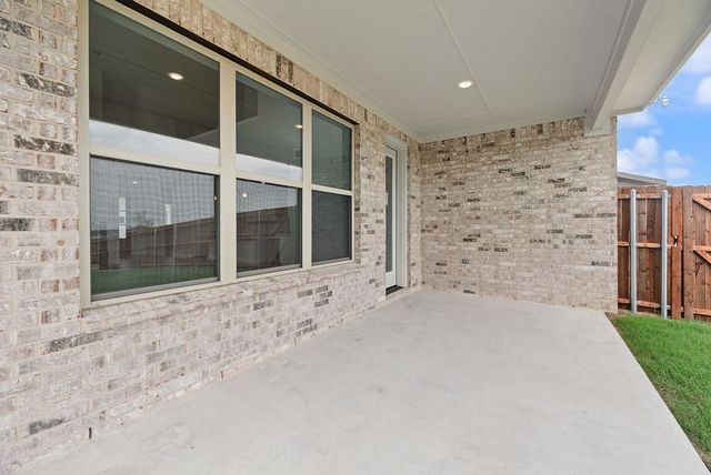 1070 Birdie Street, Gunter, TX 75058