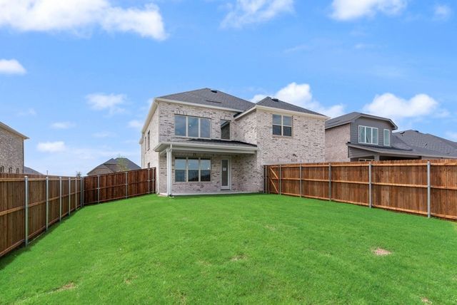 1070 Birdie Street, Gunter, TX 75058