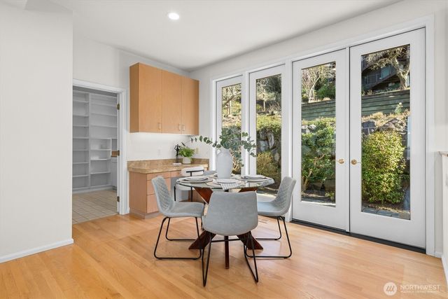 2800 68th Avenue SE, Mercer Island, WA 98040