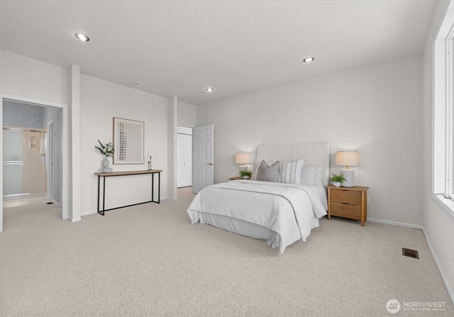 2800 68th Avenue SE, Mercer Island, WA 98040