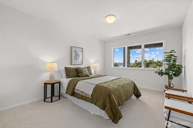 2800 68th Avenue SE, Mercer Island, WA 98040