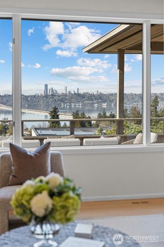 2800 68th Avenue SE, Mercer Island, WA 98040