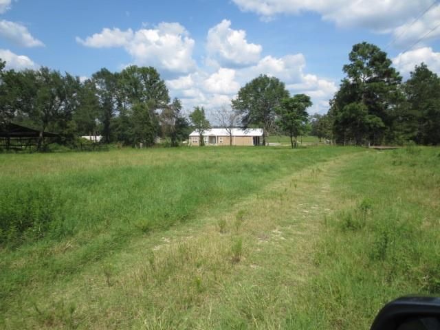 143 Piney Woods Road, Trinity, TX 75862