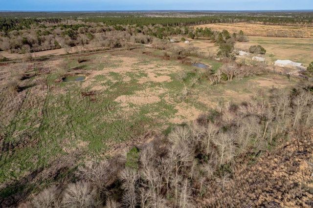 143 Piney Woods Road, Trinity, TX 75862