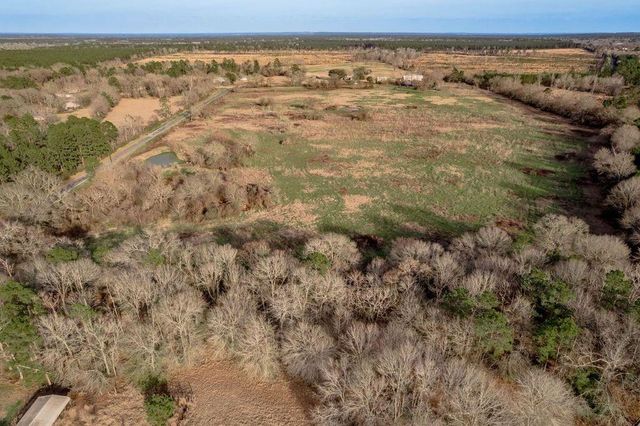 143 Piney Woods Road, Trinity, TX 75862