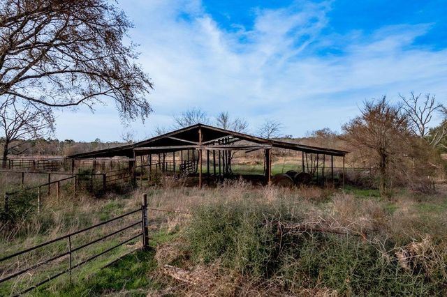 143 Piney Woods Road, Trinity, TX 75862