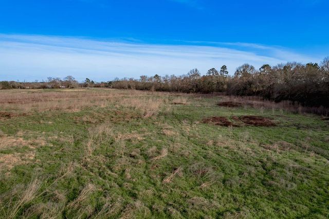 143 Piney Woods Road, Trinity, TX 75862