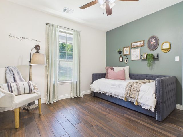 1726 Browders Loop E, New Waverly, TX 77358