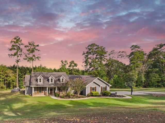 1726 Browders Loop E, New Waverly, TX 77358