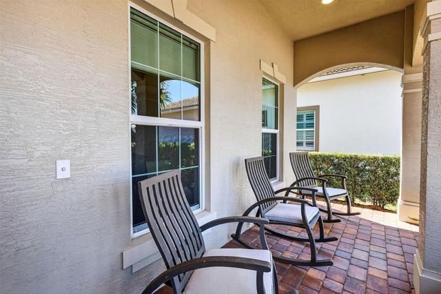 8639 SW Flutto Way, Port St. Lucie, FL 34987