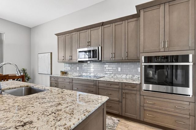 8639 SW Flutto Way, Port St. Lucie, FL 34987