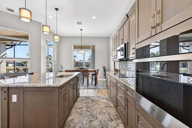 8639 SW Flutto Way, Port St. Lucie, FL 34987