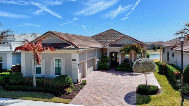 8639 SW Flutto Way, Port St. Lucie, FL 34987