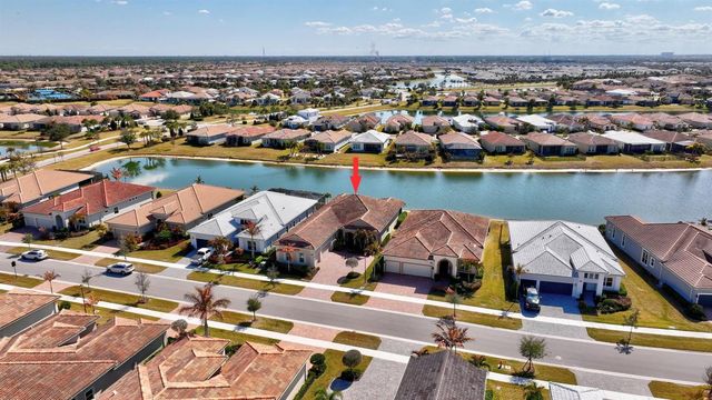 8639 SW Flutto Way, Port St. Lucie, FL 34987