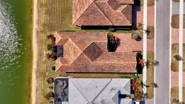 8639 SW Flutto Way, Port St. Lucie, FL 34987
