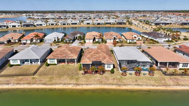 8639 SW Flutto Way, Port St. Lucie, FL 34987
