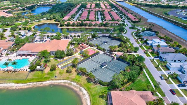 8639 SW Flutto Way, Port St. Lucie, FL 34987