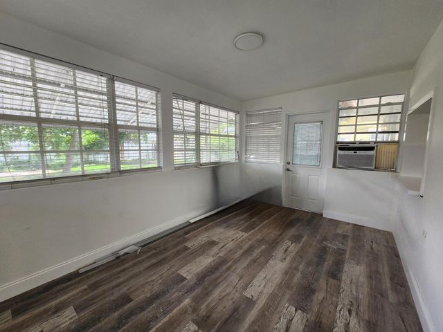 8760 NW 14TH Street, Pembroke Pines, FL 33024