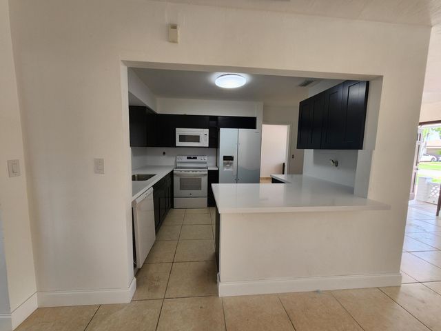 8760 NW 14TH Street, Pembroke Pines, FL 33024