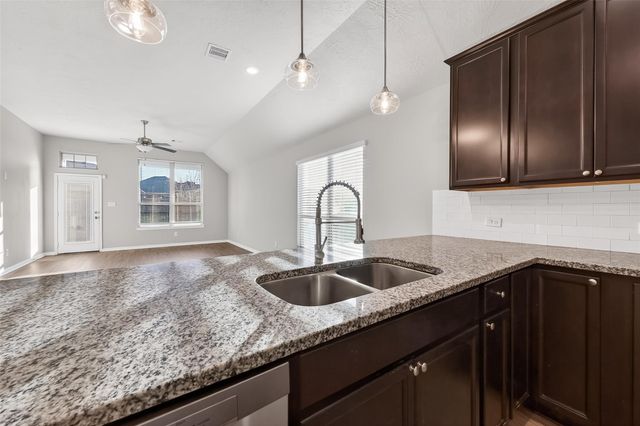 151 Scenic Hills Court, Montgomery, TX 77356
