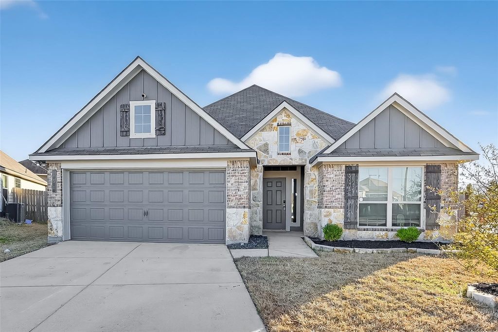 151 Scenic Hills Court, Montgomery, TX 77356