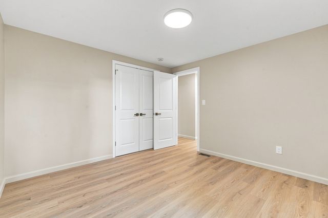 110 Mountain View St, South Hadley, MA 01075