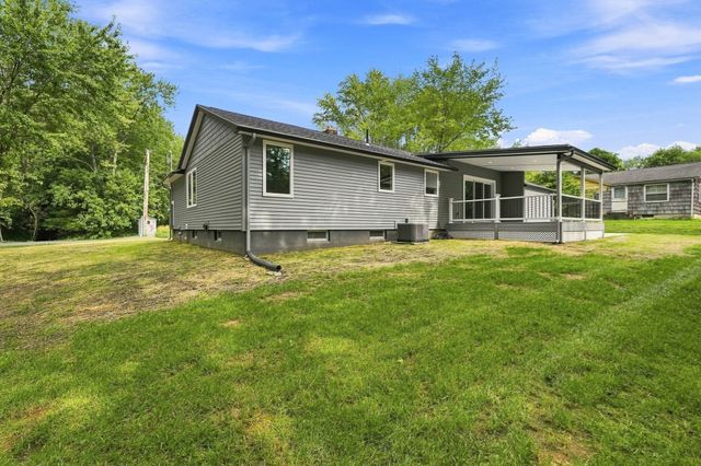 110 Mountain View St, South Hadley, MA 01075