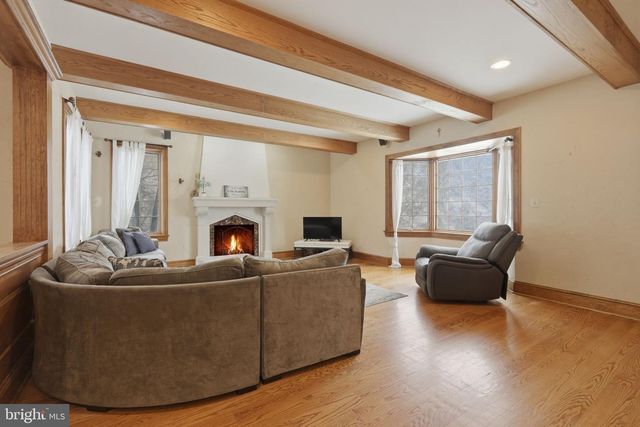 231 HILL RD, Elverson, PA 19520