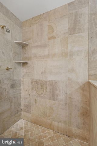 231 HILL RD, Elverson, PA 19520