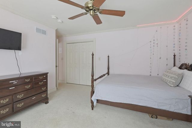 231 HILL RD, Elverson, PA 19520