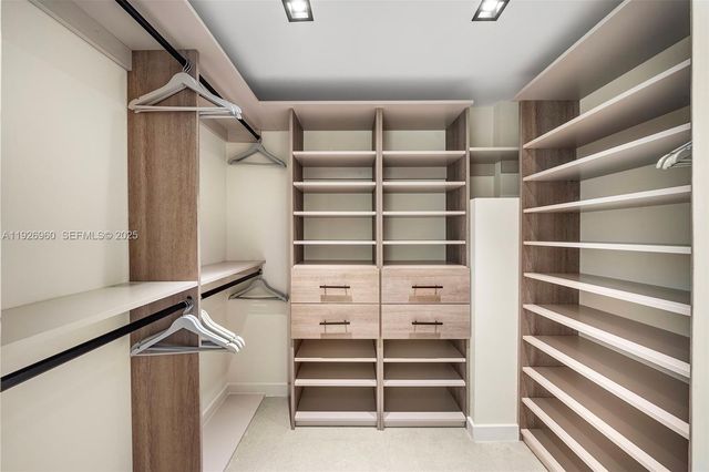 3 Island Ave 09H, Miami Beach, FL 33139