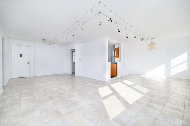 125 Prospect Street APT 3I, Stamford, CT 06901