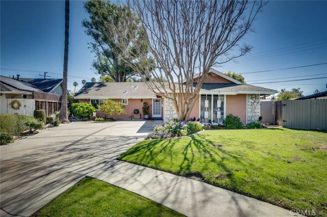 5952 Par, Huntington Beach, CA 92649