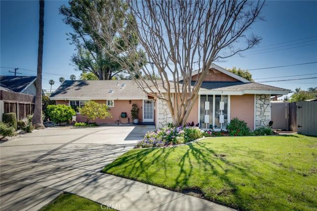 5952 Par, Huntington Beach, CA 92649