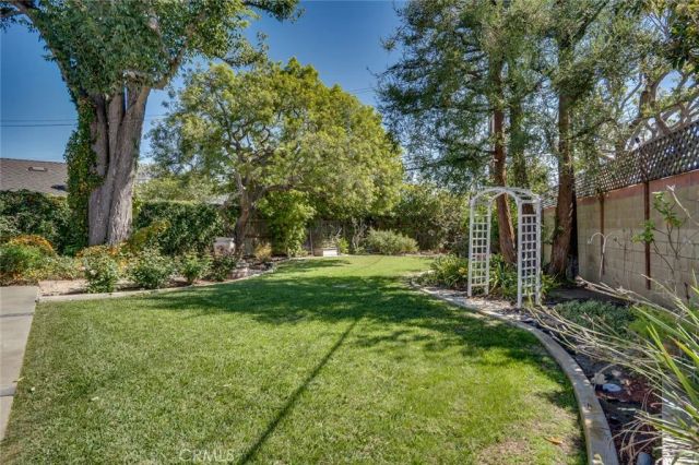 5952 Par, Huntington Beach, CA 92649