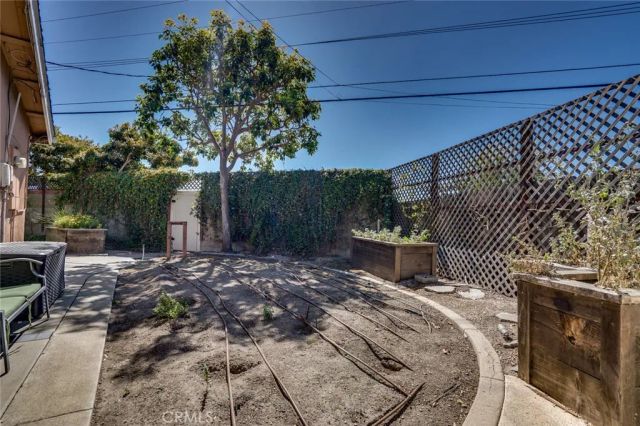 5952 Par, Huntington Beach, CA 92649