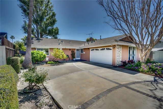 5952 Par, Huntington Beach, CA 92649