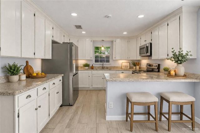 7017 N 15th Street, Mcallen, TX 78504