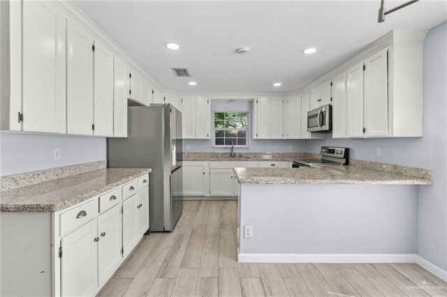 7017 N 15th Street, Mcallen, TX 78504