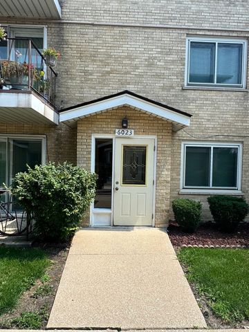 6023 W 64th Place 9, Chicago, IL 60638