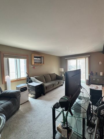 6023 W 64th Place 9, Chicago, IL 60638