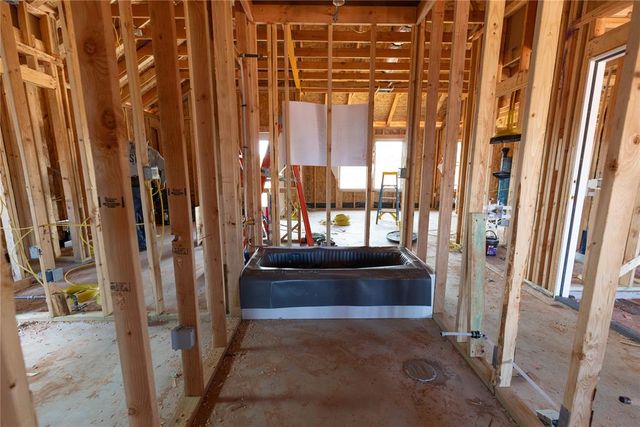 10320 SW 56th Street, Mustang, OK 73064