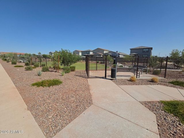 17353 W PATRICK Lane, Surprise, AZ 85387